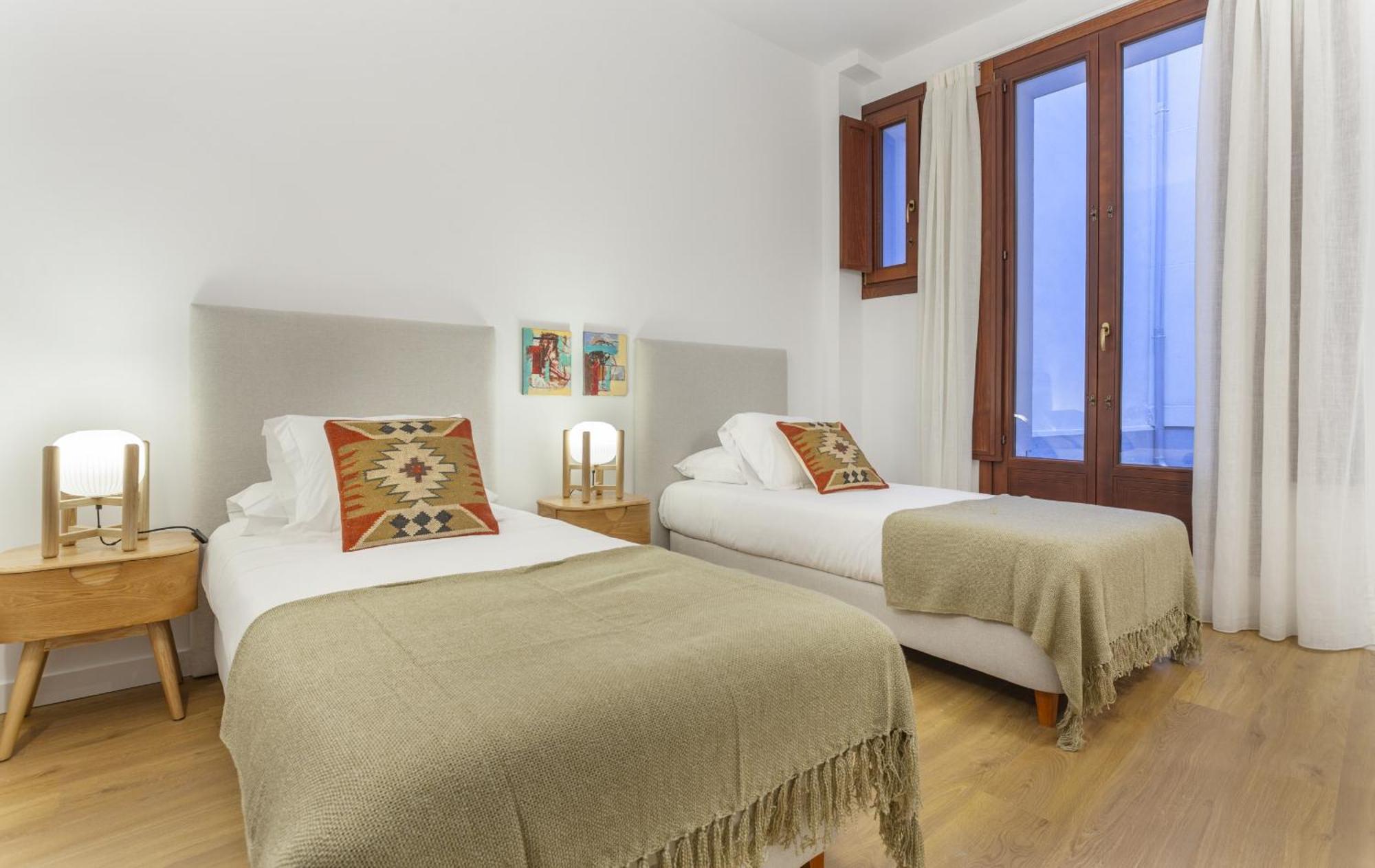 Cibeles Luxe In Madrid Apartment Exterior foto