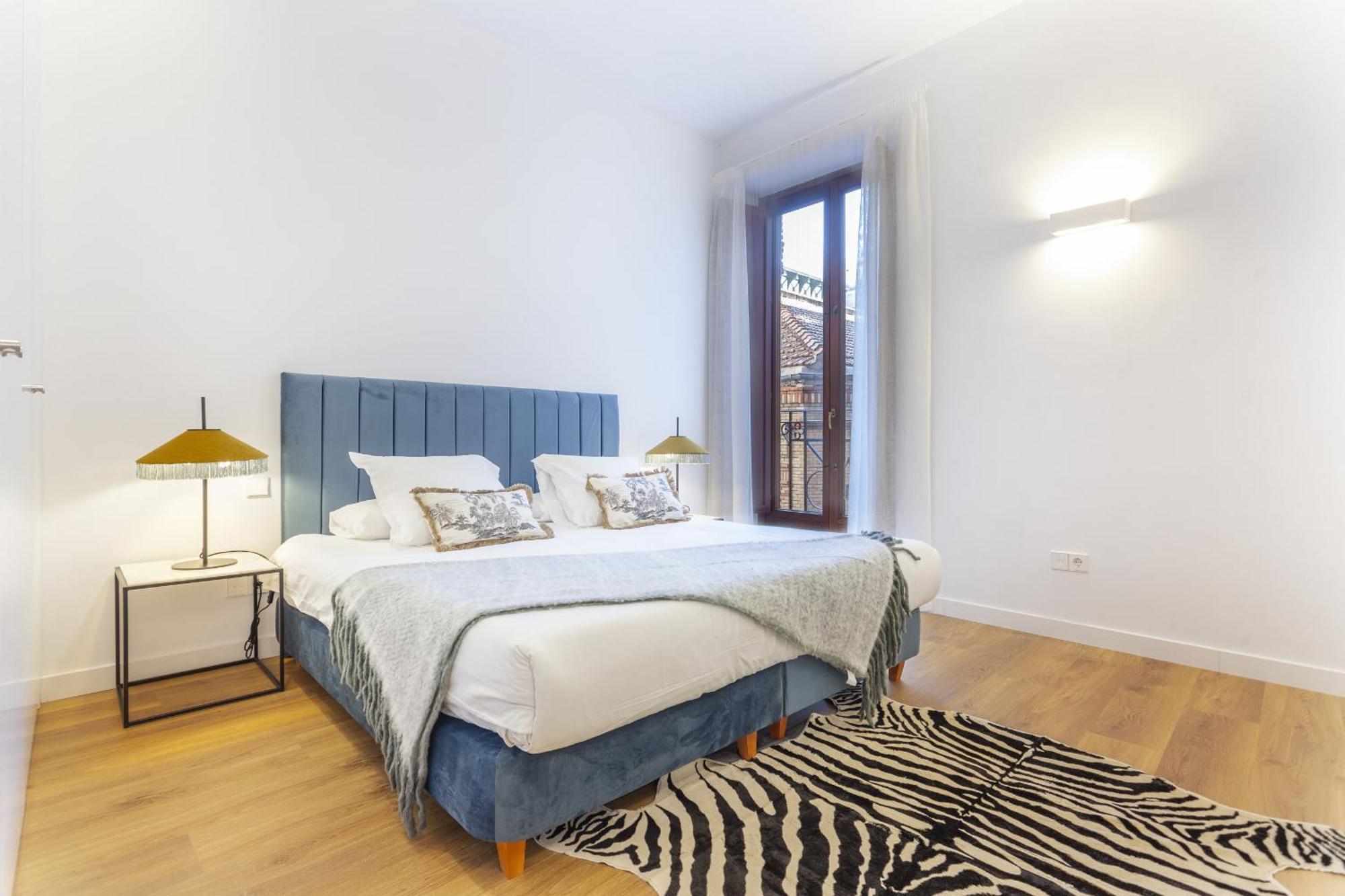 Cibeles Luxe In Madrid Apartment Exterior foto
